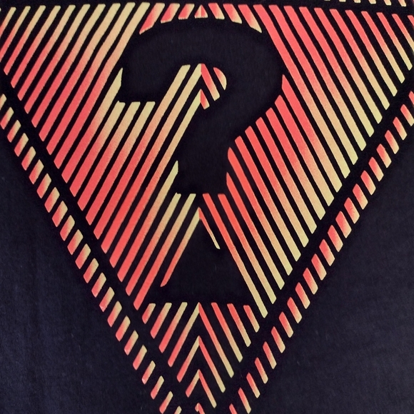 Guess Men's Large short sleeve triangle Tshirt. Black, orange, and gold. - Picture 2 of 9